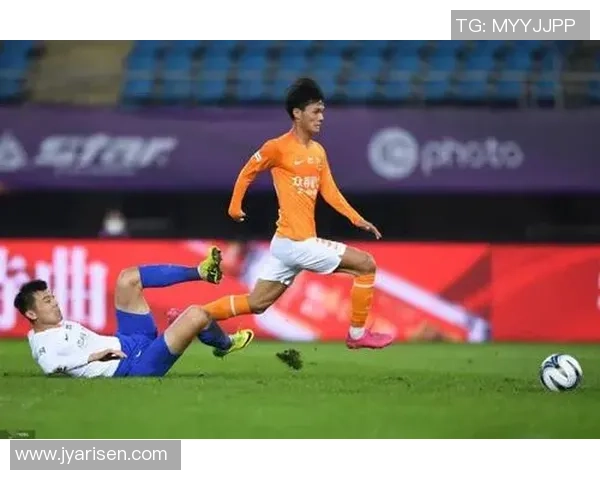 鲁能与卓尔激战全场精彩回顾视频尽享足球盛宴 鲁能与卓尔激战全场精彩回顾视频尽享足球盛宴